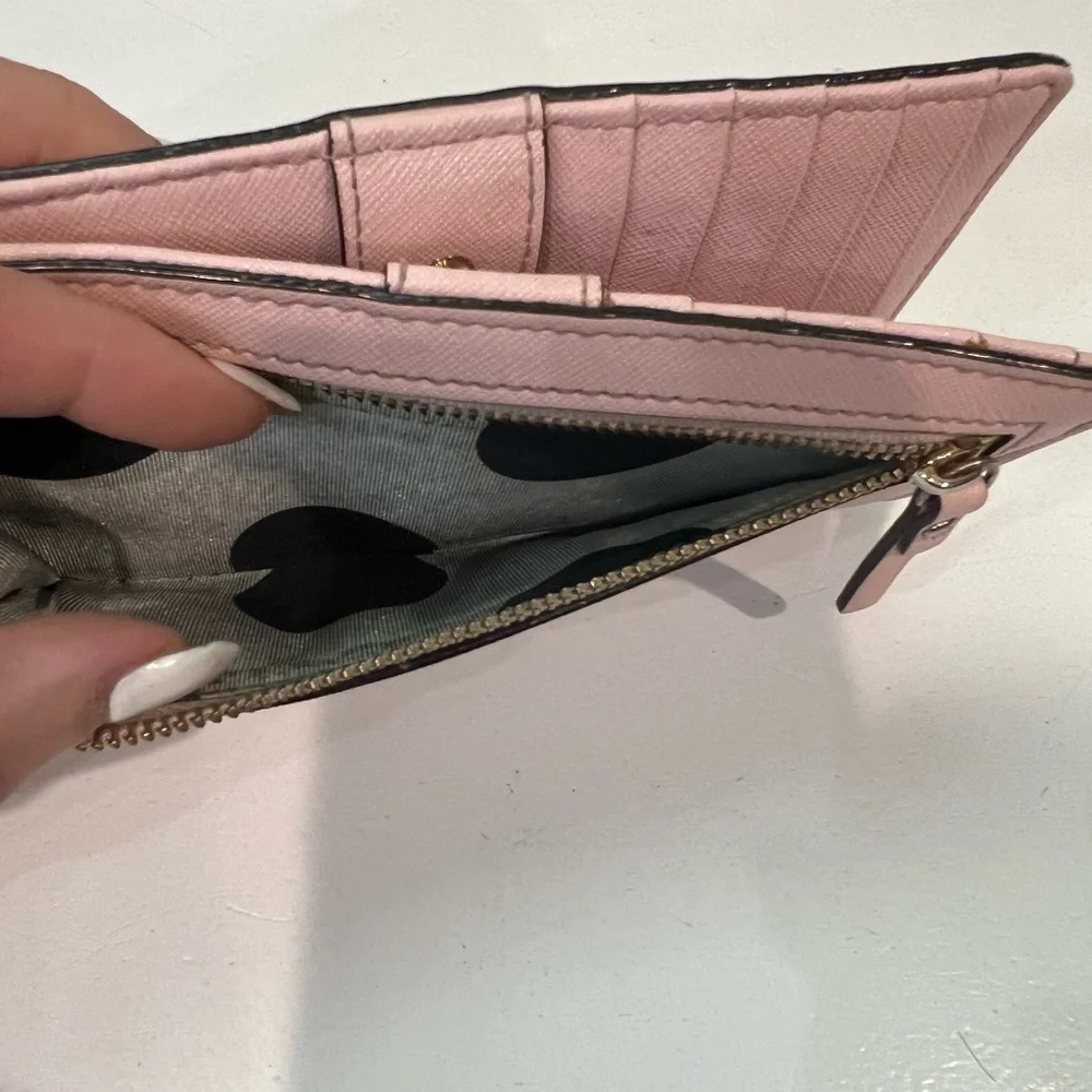 Kate Spade pale pink wallet - Picture 4 of 4